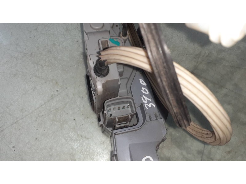 Recambio de cerradura puerta delantera derecha para fiat bravo (198) 1.6 16v dynamic multijet (77kw) referencia OEM IAM B792  