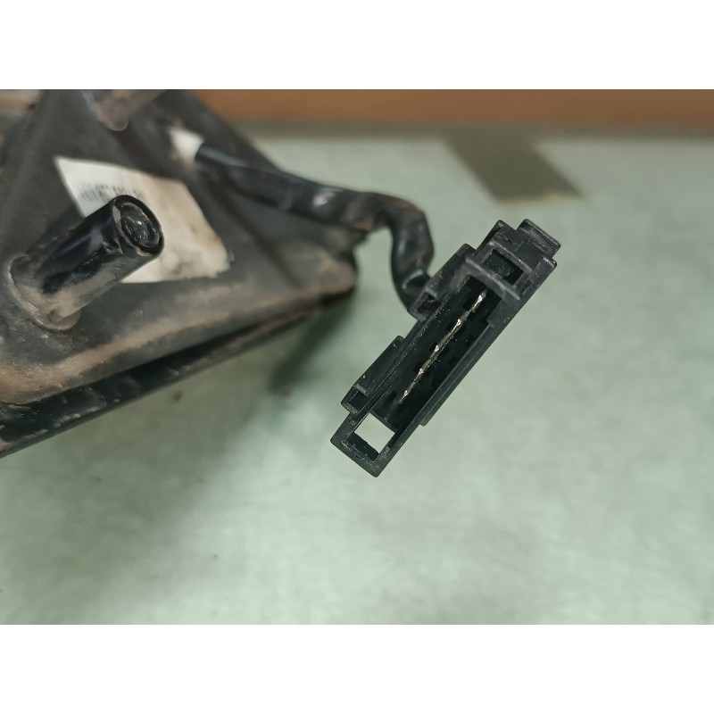 Recambio de retrovisor derecho para skoda octavia berlina (1u2) 1.8 20v slx referencia OEM IAM 1U1857502A  ELECTRICO