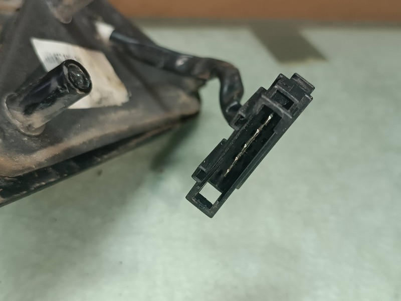 Recambio de retrovisor derecho para skoda octavia berlina (1u2) 1.8 20v slx referencia OEM IAM 1U1857502A  ELECTRICO