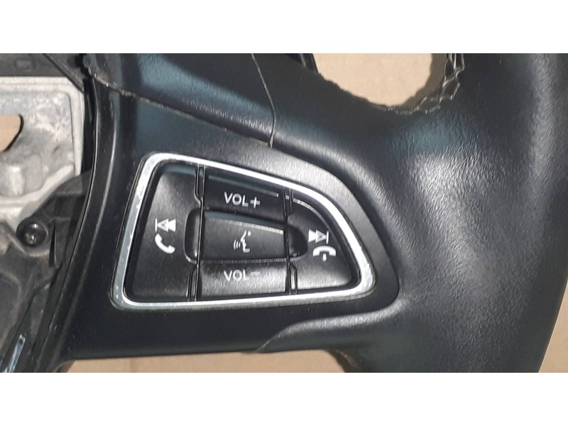 Recambio de volante para ford ecosport (cr6) titanium referencia OEM IAM CGN153600MC3ZHE CGN153600 PIEL