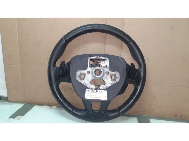 Recambio de volante para ford ecosport (cr6) titanium referencia OEM IAM CGN153600MC3ZHE CGN153600 PIEL