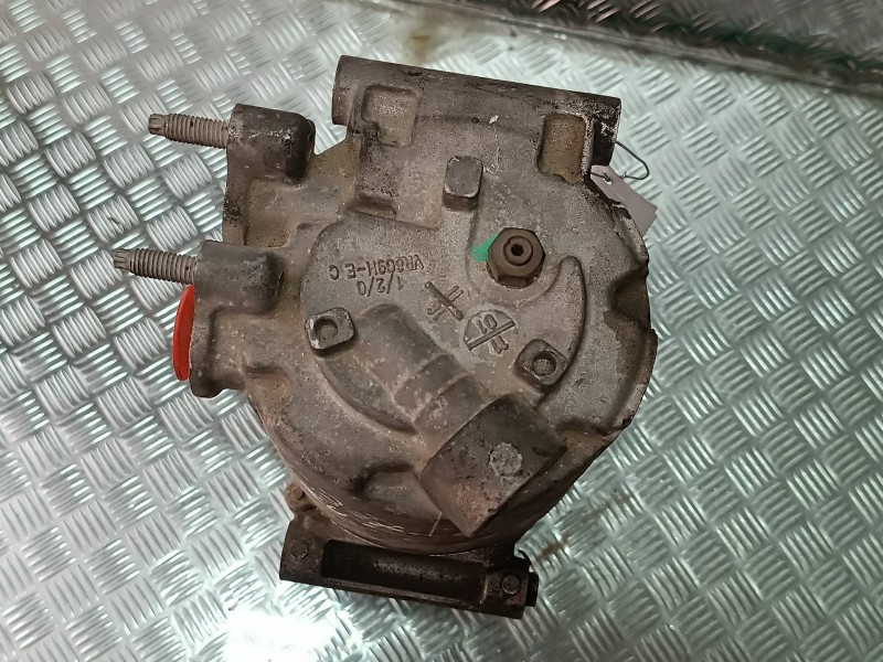 Recambio de compresor aire acondicionado para ford focus lim. (cb8) ambiente referencia OEM IAM AV6119D629CA  FOMOCO