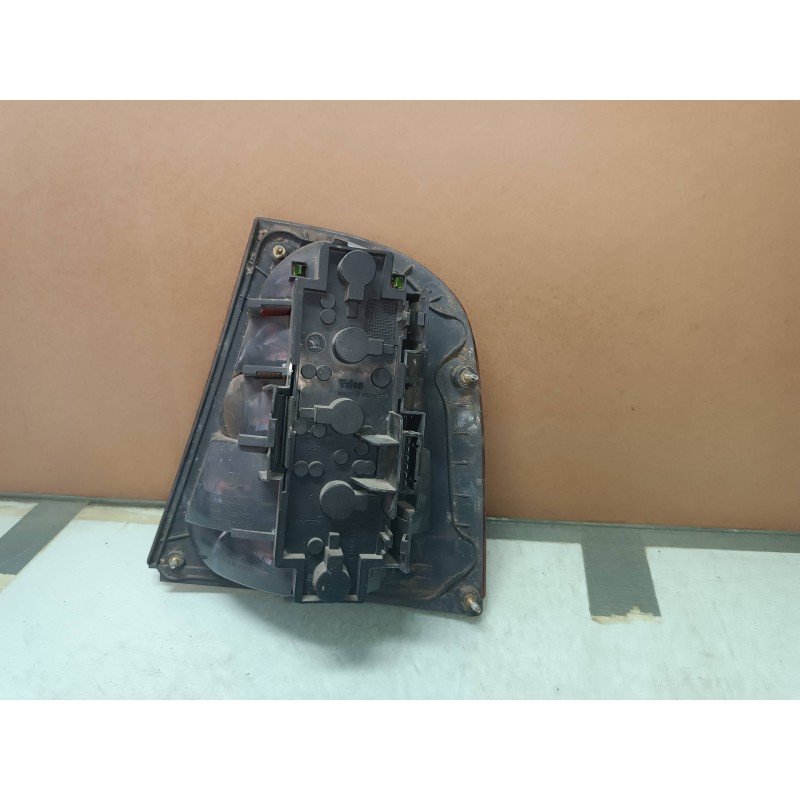 Recambio de piloto trasero izquierdo para skoda octavia berlina (1u2) 1.8 20v slx referencia OEM IAM 1U6945095  VALEO