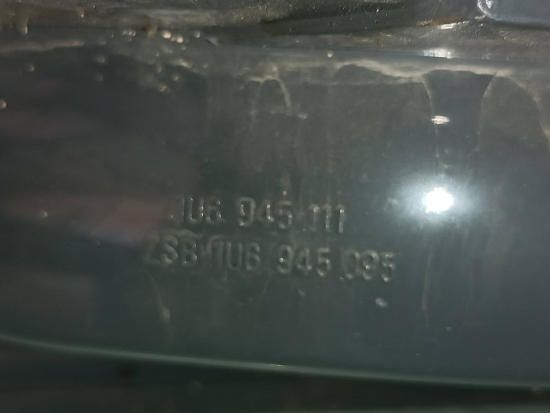 Recambio de piloto trasero izquierdo para skoda octavia berlina (1u2) 1.8 20v slx referencia OEM IAM 1U6945095  VALEO