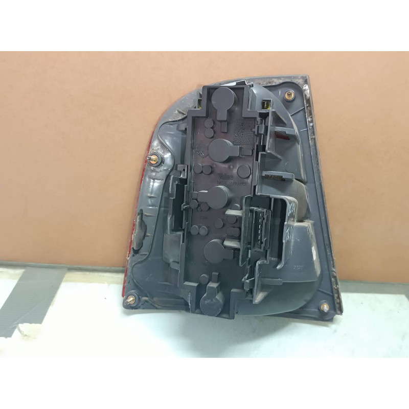 Recambio de piloto trasero derecho para skoda octavia berlina (1u2) 1.8 20v slx referencia OEM IAM 1U6945112  VALEO Recambio de piloto trasero derecho para skoda octavia berlina (1u2) 1.8 20v slx referencia OEM IAM 1U6945112  VALEO