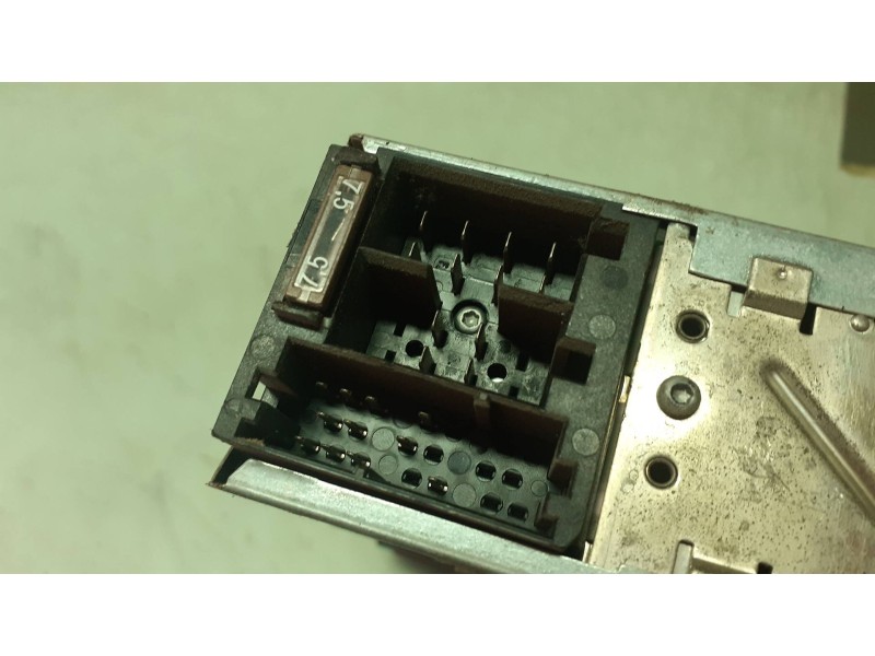 Recambio de sistema audio / radio cd para volkswagen passat berlina (3b3) executive referencia OEM IAM 1J0035152F 7649234360 863