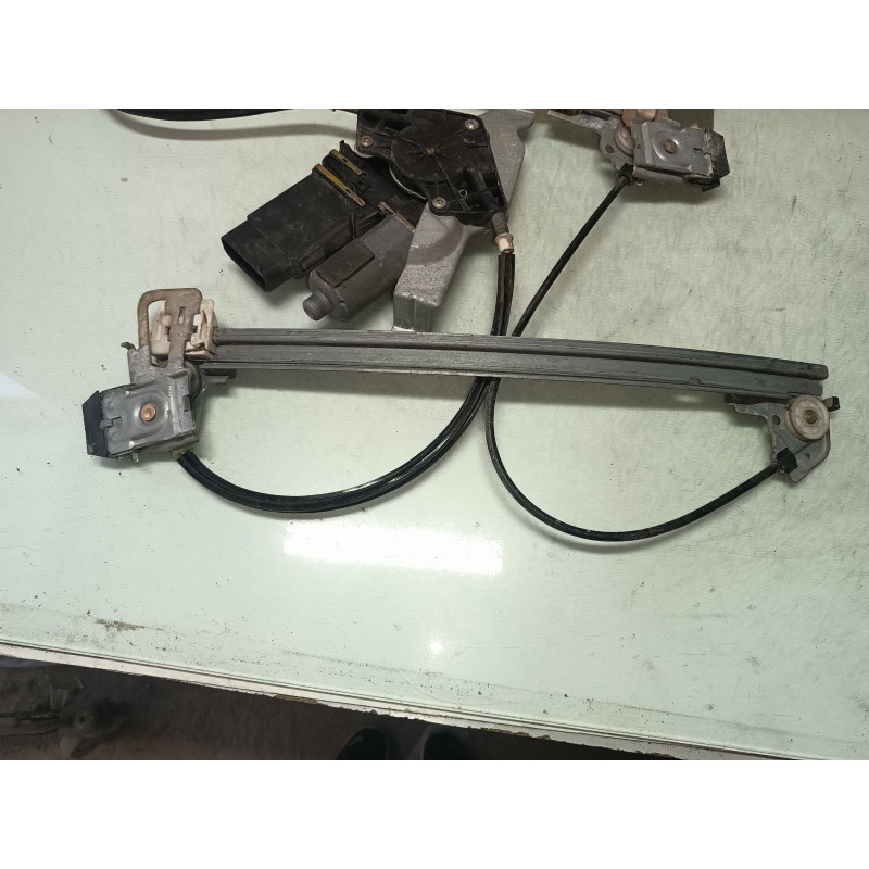 Recambio de elevalunas delantero izquierdo para skoda octavia berlina (1u2) 1.8 20v slx referencia OEM IAM 1U1837401J 101313XXX 