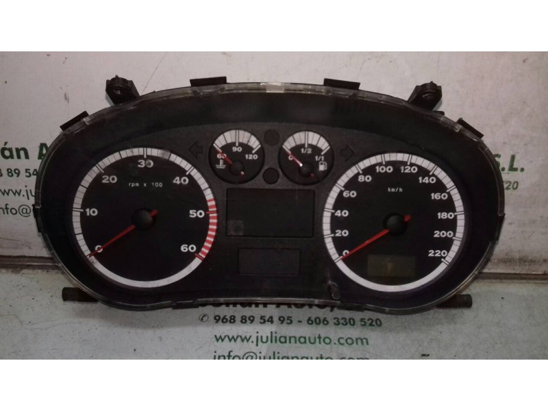 Recambio de cuadro instrumentos para seat cordoba berlina (6k2) sport referencia OEM IAM 88311292  