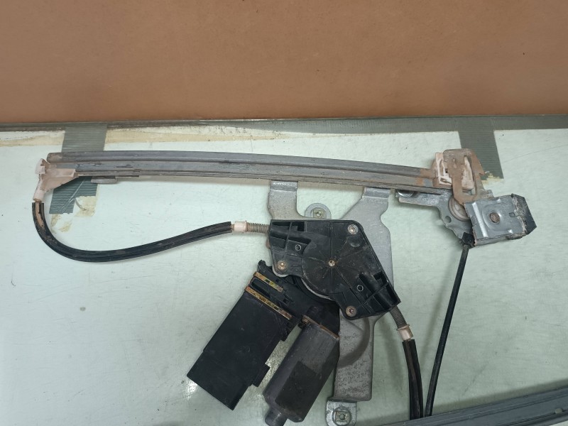 Recambio de elevalunas delantero izquierdo para skoda octavia berlina (1u2) 1.8 20v slx referencia OEM IAM 1U1837401J 101313XXX 