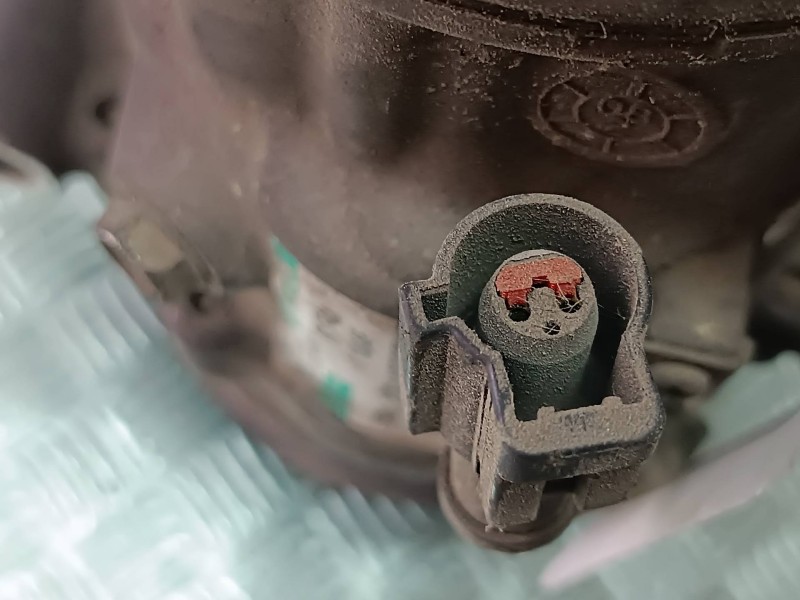 Recambio de compresor aire acondicionado para ford fiesta (cbk) ambiente referencia OEM IAM 2S6119D629AF SD6V12 SANDEN