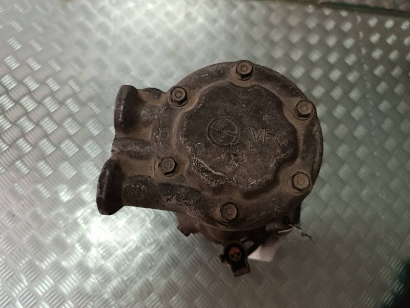 Recambio de compresor aire acondicionado para ford fiesta (cbk) ambiente referencia OEM IAM 2S6119D629AF SD6V12 SANDEN