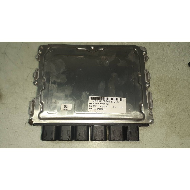 Recambio de centralita motor uce para bmw serie 1 lim. (f40) 118i referencia OEM IAM 5A088E101 631041 BOSCH