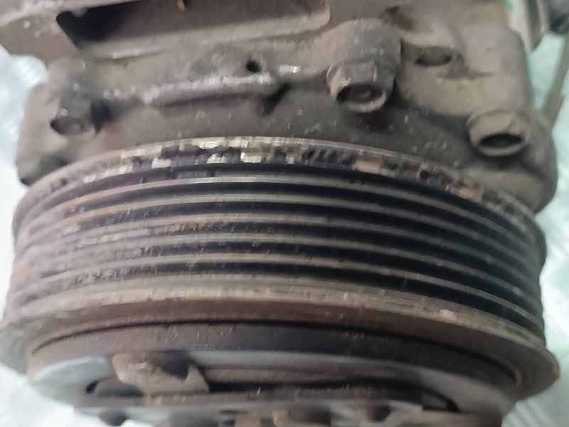 Recambio de compresor aire acondicionado para ford fiesta (cbk) ambiente referencia OEM IAM 2S6119D629AF SD6V12 SANDEN