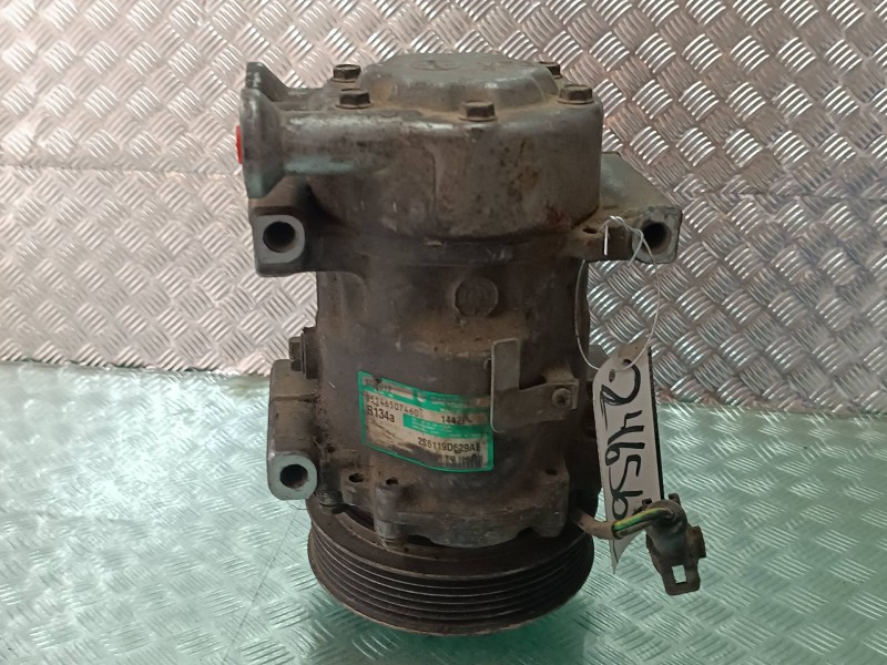 Recambio de compresor aire acondicionado para ford fiesta (cbk) ambiente referencia OEM IAM 2S6119D629AE SD6V12 SANDEN