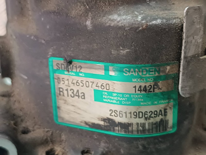 Recambio de compresor aire acondicionado para ford fiesta (cbk) ambiente referencia OEM IAM 2S6119D629AE SD6V12 SANDEN