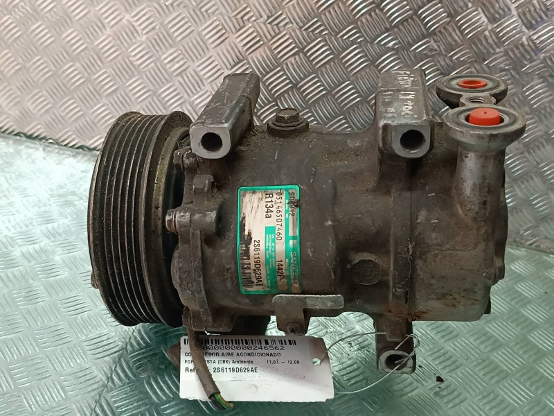 Recambio de compresor aire acondicionado para ford fiesta (cbk) ambiente referencia OEM IAM 2S6119D629AE SD6V12 SANDEN