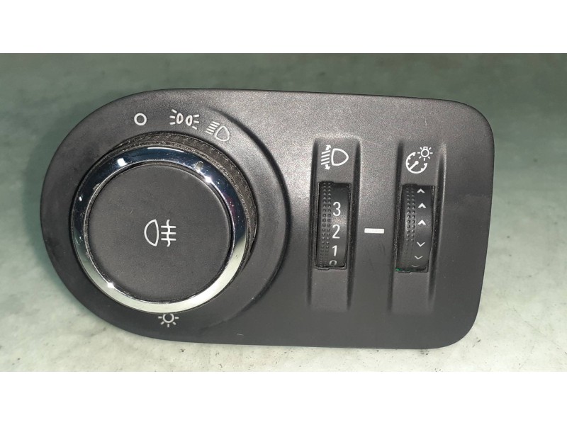 Recambio de mando luces para opel corsa e edition ecoflex referencia OEM IAM 13470443 A178201 GM
