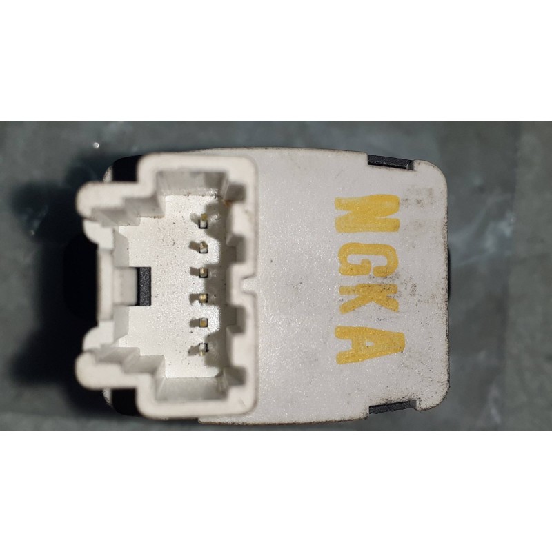 Recambio de sensor para ford ecosport (cr6) titanium referencia OEM IAM GN158B506A FOMOCO SENSOR TEMPERATURA