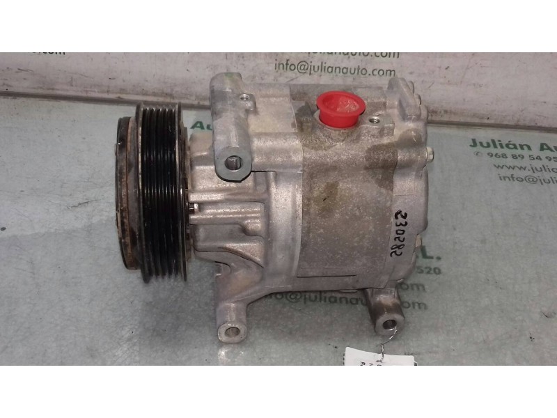 Recambio de compresor aire acondicionado para ford ka (ccu) titanium referencia OEM IAM 5A78752005174 SCSB06 DENSO