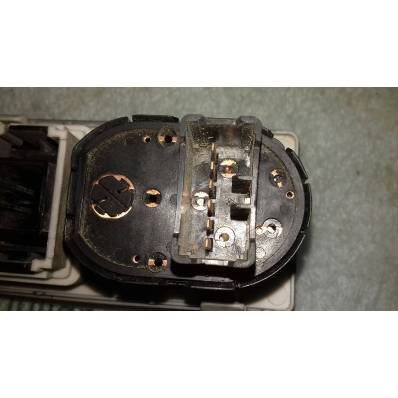 Recambio de interruptor para kia sorento 2.5 crdi ex referencia OEM IAM 3410017M012 41116K REGULADOR LUCES