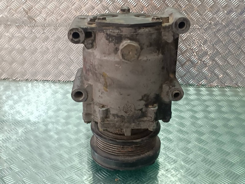 Recambio de compresor aire acondicionado para ford focus berlina (cak) ambiente referencia OEM IAM RFXS4H19D647AB  4H19D647AB