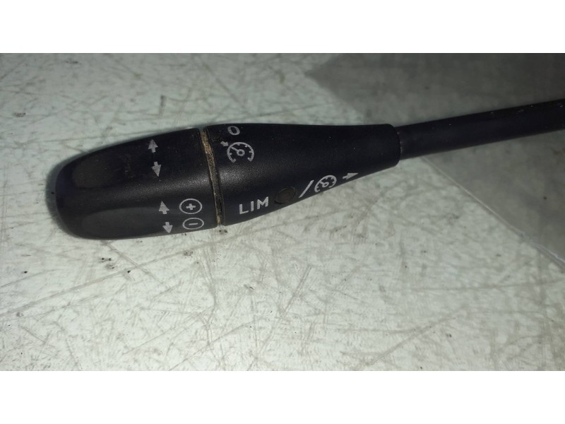 Recambio de mando multifuncion para mercedes-benz clase e (w211) berlina e 270 cdi (211.016) referencia OEM IAM A0085452524  