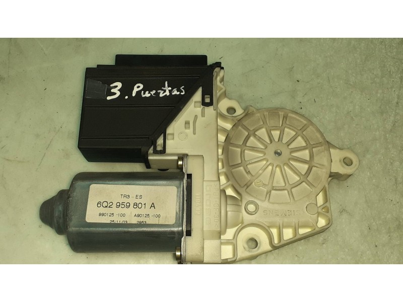 Recambio de motor elevalunas delantero derecho para seat ibiza (6l1) fresh referencia OEM IAM 6Q2959801A  BROSE