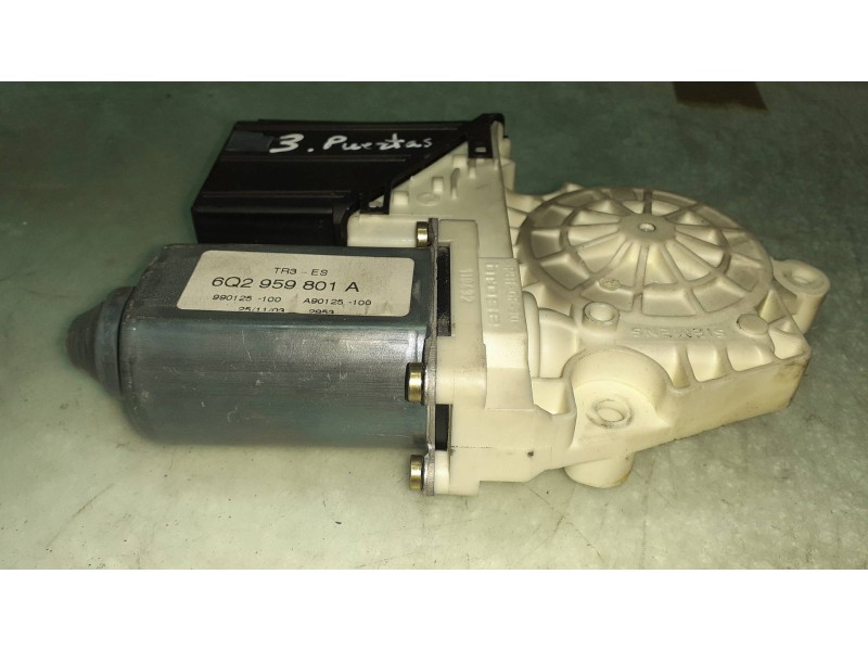 Recambio de motor elevalunas delantero derecho para seat ibiza (6l1) fresh referencia OEM IAM 6Q2959801A  BROSE