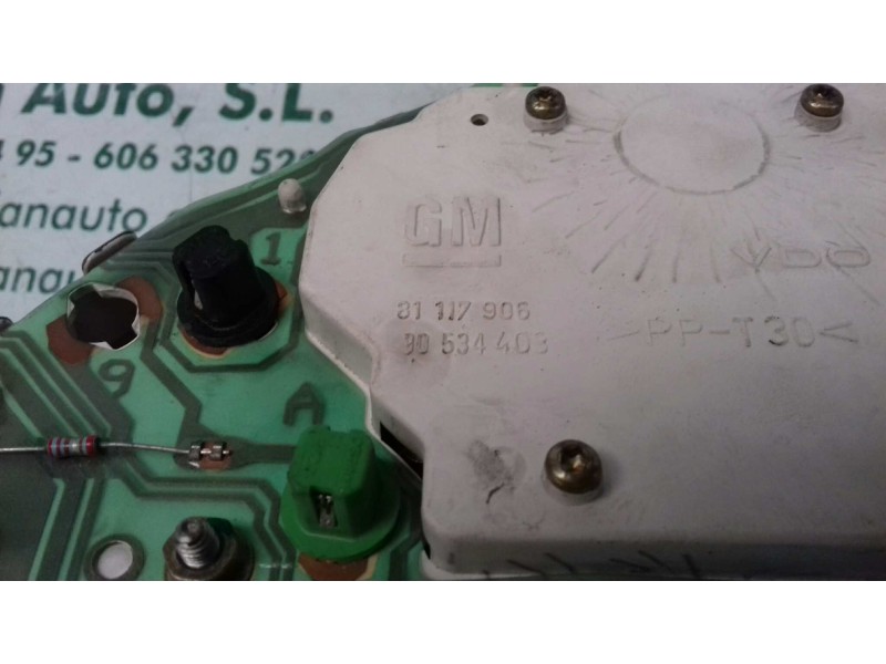 Recambio de cuadro instrumentos para opel corsa b base (e) referencia OEM IAM 81117906 90534403 88481709