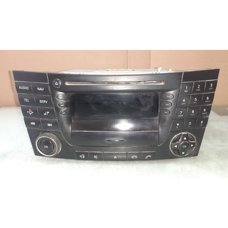 Recambio de sistema audio / radio cd para mercedes-benz clase e (w211) berlina e 270 cdi (211.016) referencia OEM IAM A211820067