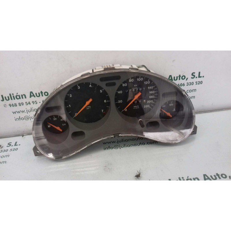 Recambio de cuadro instrumentos para opel corsa b base (e) referencia OEM IAM 81117906 90534403 VDO