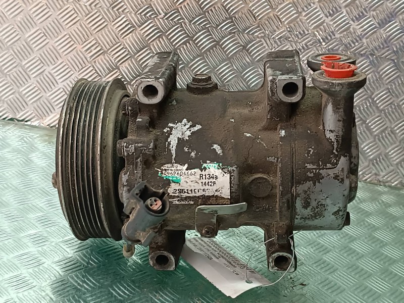 Recambio de compresor aire acondicionado para ford fiesta (cbk) ambiente referencia OEM IAM 2S6119D629AE SD6V12 SANDEN
