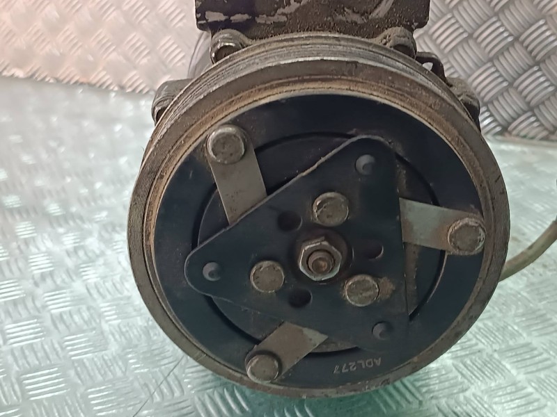 Recambio de compresor aire acondicionado para ford fiesta (cbk) ambiente referencia OEM IAM 2S6119D629AE SD6V12 SANDEN