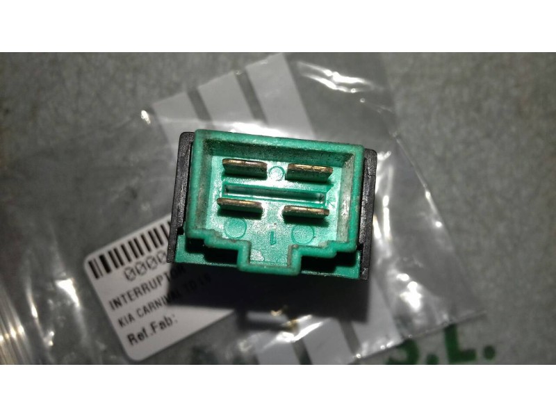 Recambio de interruptor para kia carnival td ls referencia OEM IAM  4 PINES LUNA TERMICA