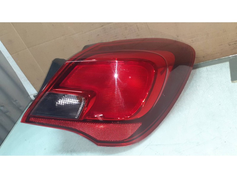 Recambio de piloto trasero derecho para opel corsa e edition ecoflex referencia OEM IAM 13454499 1222568 