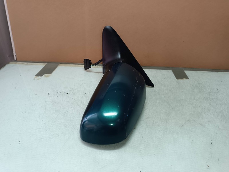 Recambio de retrovisor izquierdo para skoda octavia berlina (1u2) referencia OEM IAM 1U1857501A  ELECTRICO