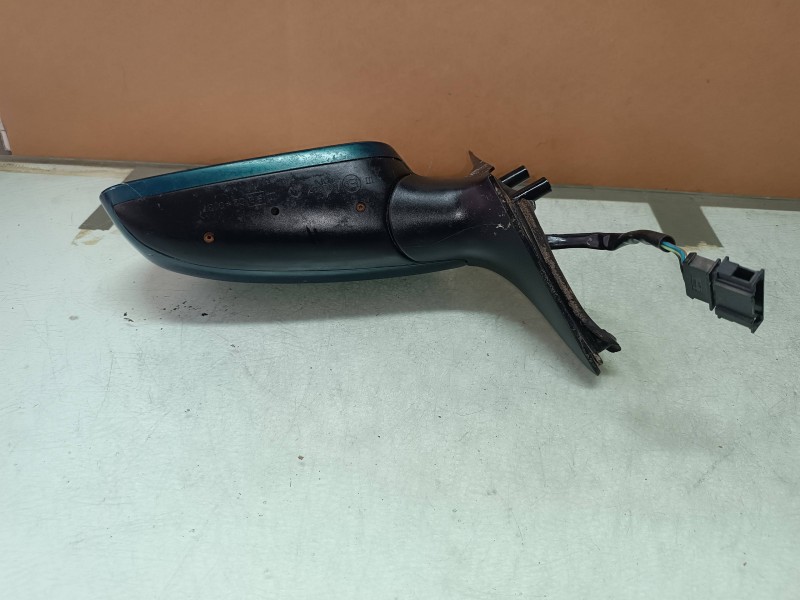 Recambio de retrovisor izquierdo para skoda octavia berlina (1u2) referencia OEM IAM 1U1857501A  ELECTRICO