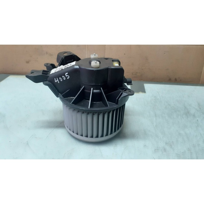 Recambio de ventilador calefaccion para opel corsa e edition ecoflex referencia OEM IAM 13335075 164230100 CONECTOR DE 2 PINES