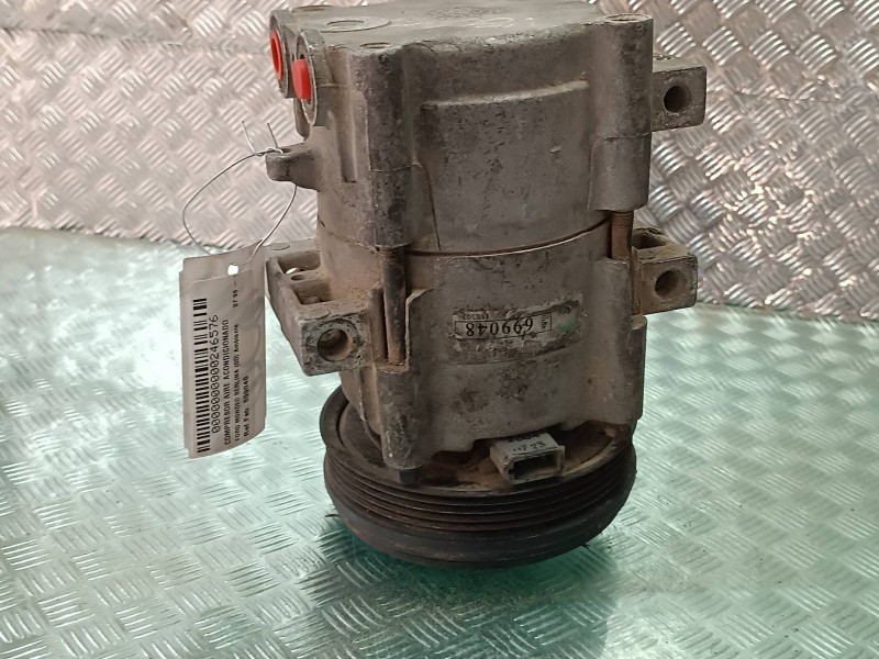 Recambio de compresor aire acondicionado para ford mondeo berlina (gd) ambiente referencia OEM IAM 699048  VALEO