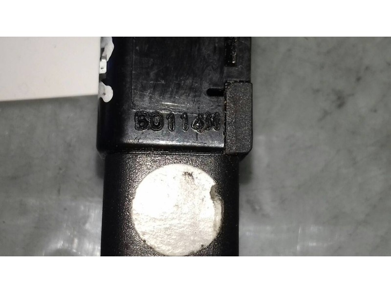 Recambio de interruptor para kia carnival ii 2.9 cdri ex referencia OEM IAM 50114M 4+2 PINES ANTINIEBLAS