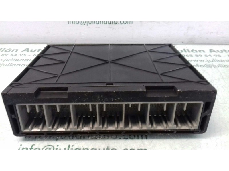 Recambio de centralita motor uce para opel insignia berlina edition referencia OEM IAM 0281017105 55576906 KIT - BOSCH