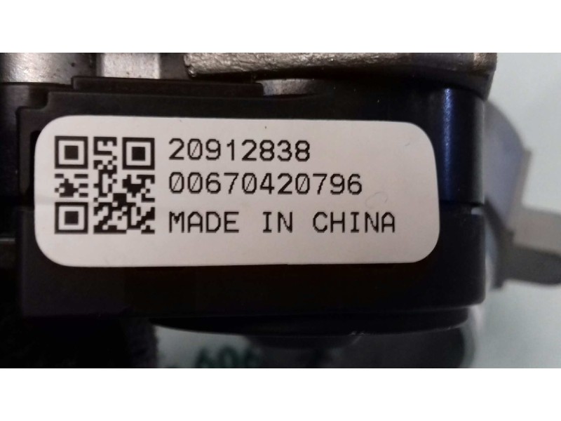 Recambio de centralita motor uce para opel insignia berlina edition referencia OEM IAM 0281017105 55576906 KIT - BOSCH