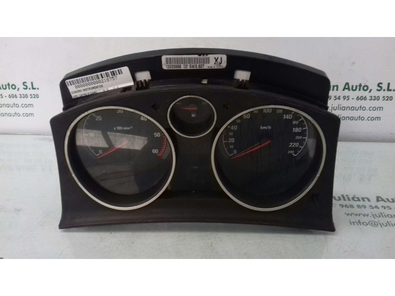 Recambio de cuadro instrumentos para opel zafira b cosmo referencia OEM IAM 13225988 3164392 SIEMENS VDO