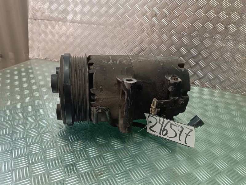 Recambio de compresor aire acondicionado para ford focus berlina (cap) ghia referencia OEM IAM 4M5W19D629AF  