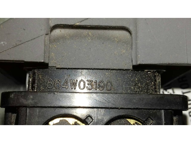 Recambio de interruptor para kia carens 2.0 crdi ex monovolumen referencia OEM IAM 50725M 4+2 PINES LIMPIA TRASERO