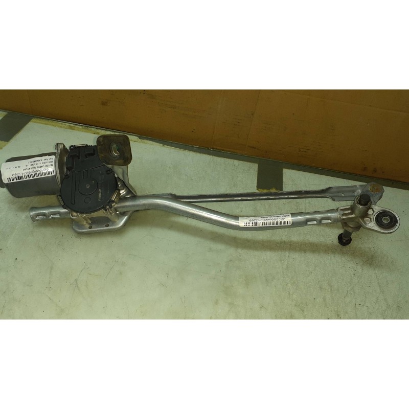 Recambio de motor limpia delantero para bmw serie 1 lim. (f40) 118i referencia OEM IAM 0390243617 2019101834 BOSCH