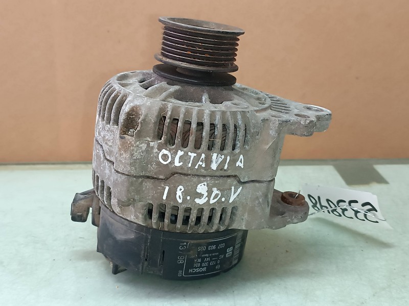Recambio de alternador para skoda octavia berlina (1u2) referencia OEM IAM 0123320034 BOSCH 90A