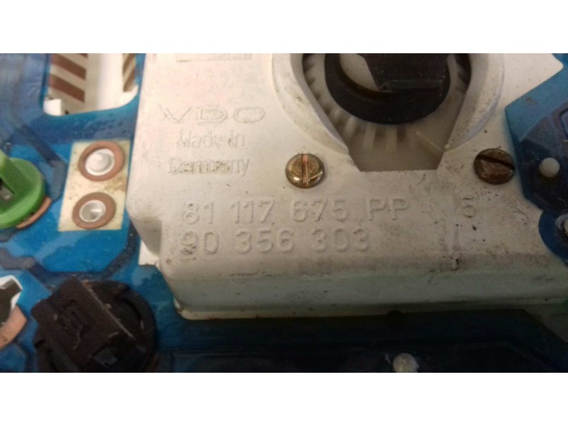 Recambio de cuadro instrumentos para opel astra f berlina básico referencia OEM IAM 81117675PP 90356303 VDO