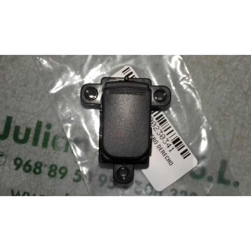 Recambio de mando elevalunas trasero derecho para kia soul burner referencia OEM IAM 4865201110  4+3 PINES