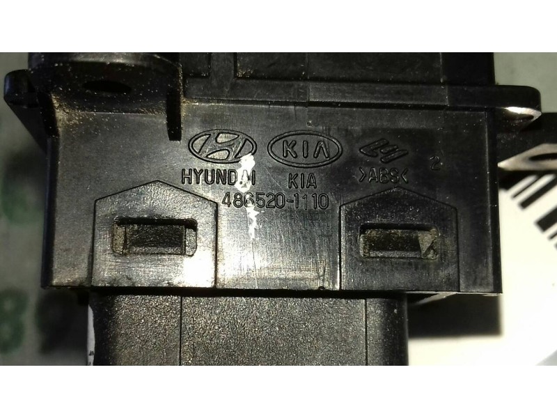 Recambio de mando elevalunas trasero derecho para kia soul burner referencia OEM IAM 4865201110  4+3 PINES
